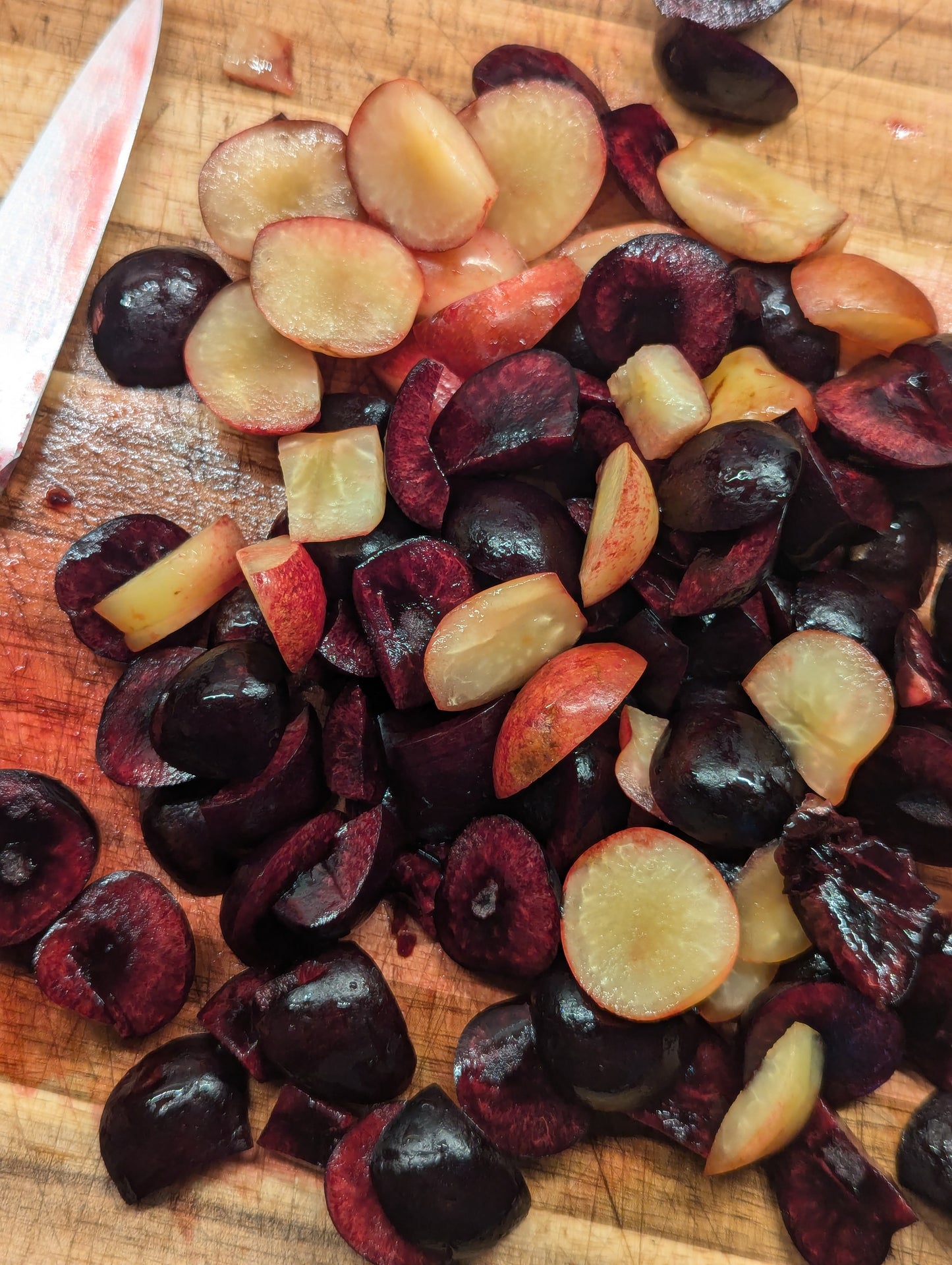 Cherry Bourbon Cider Vinegar: 12 oz