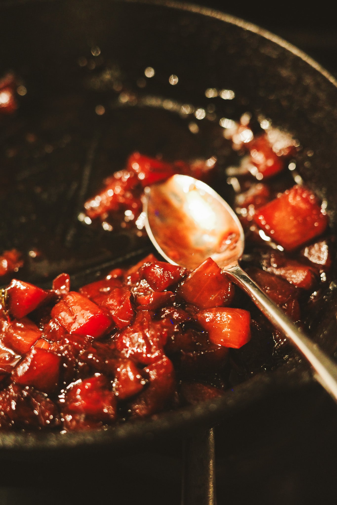 Cherry Bourbon Cider Vinegar: 12 oz